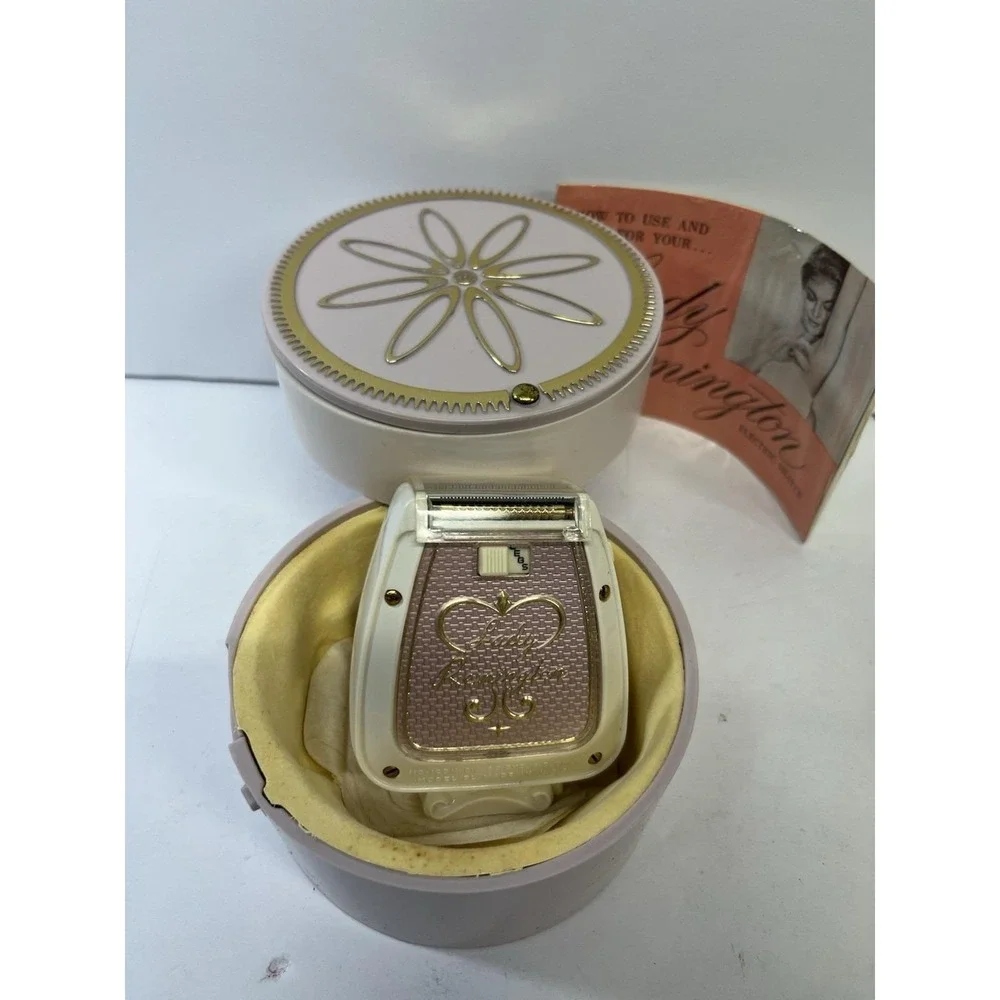 Vintage NOS Lady Remington Electric Shaver Complete With Case & Cord Orchid 261